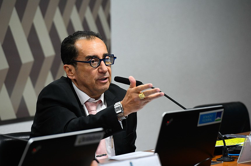 Mesa: 
vice-presidente da CEsp, senador Jorge Kajuru (PSB-GO) - em pronunciamento.  