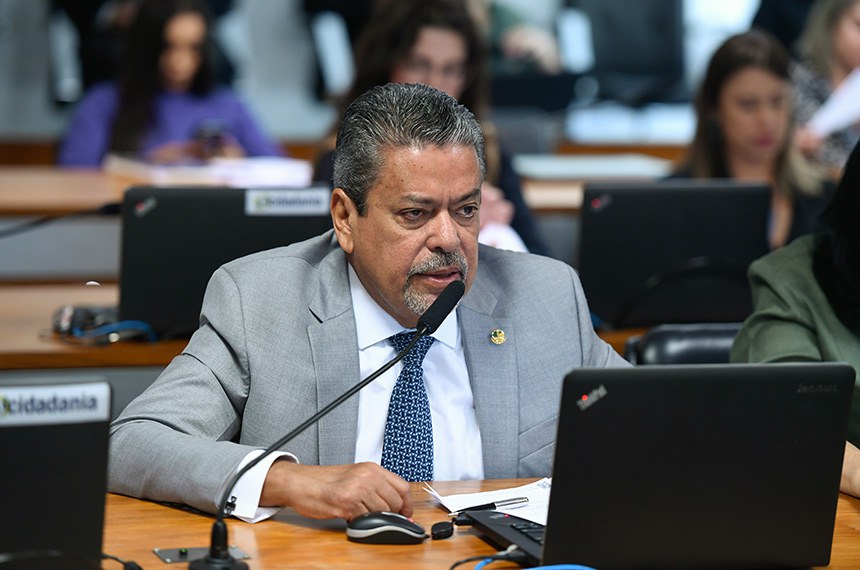 Bancada:
senador Dr. Hiran (PP-RR), em pronunciamento.