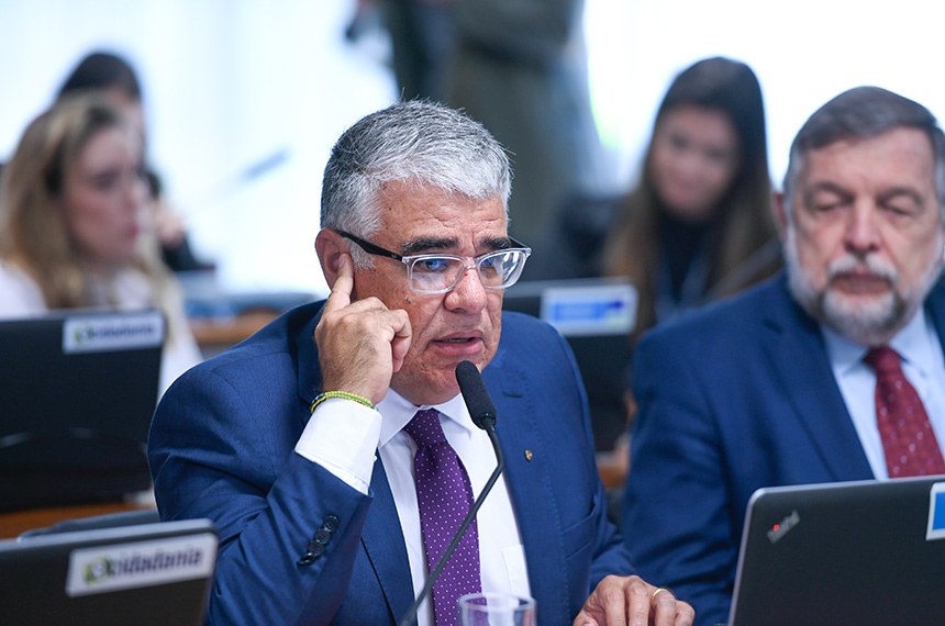 Bancada:
senador Eduardo Girão (Novo-CE) em pronunciamento;
senador Flávio Arns (PSB-PR).