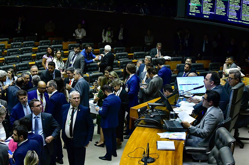 Parlamentares à bancada:
senador Flávio Bolsonaro (PL-RJ);
líder do governo no Congresso Nacional, senador Randolfe Rodrigues (sem partido-AP).
