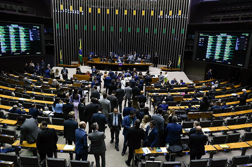 Mesa: 
deputado Cláudio Cajado (PP-BA).;
presidente do Senado Federal, senador Rodrigo Pacheco (PSD-MG); 
secretário-geral da Mesa do Senado Federal, Gustavo A. Sabóia Vieira.