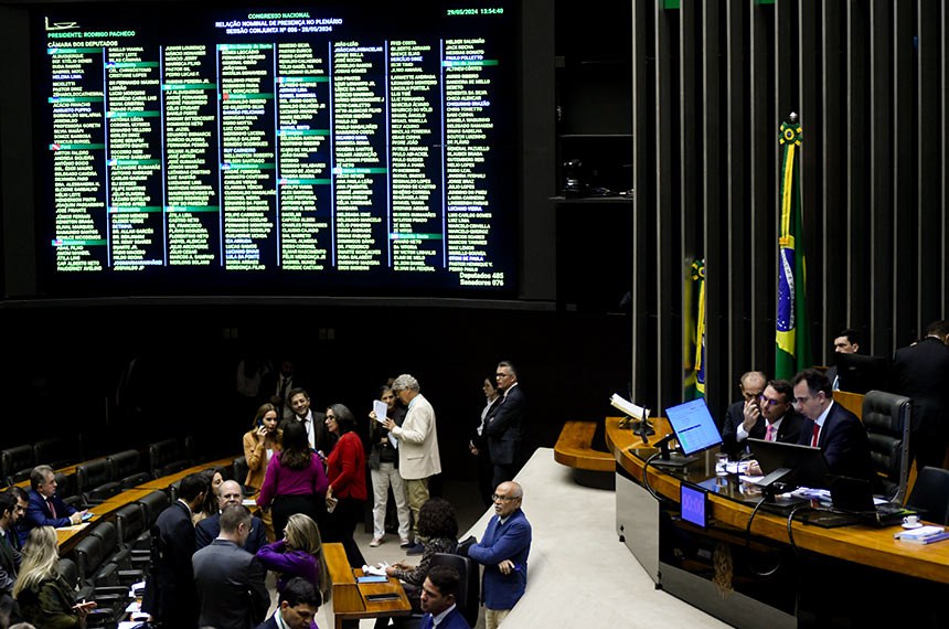 Mesa: 
senador Marcelo Castro (MDB-PI); 
senador Flávio Bolsonaro (PL-RJ);
presidente do Senado Federal, senador Rodrigo Pacheco (PSD-MG).