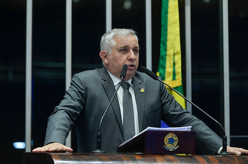 Em discurso, à tribuna, senador Izalci Lucas (PL-DF).