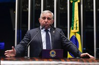 Izalci critica declarações de Haddad sobre política econômica