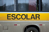 Professores da educação básica pública podem usar transporte escolar