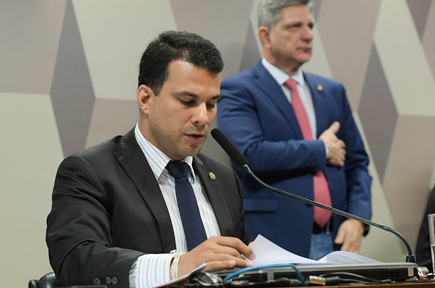 Senador Irajá apresentou voto favorável ao funcionamento de cassinos e bingos no Brasil - Foto: Saulo Cruz/Agência Senado