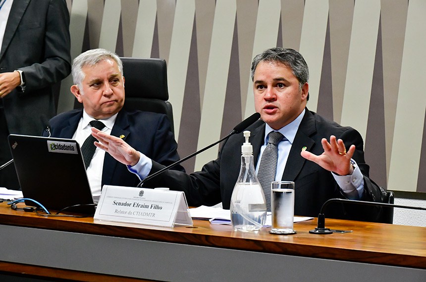 Mesa: 
presidente da CTIADMTR, senador Izalci Lucas (PSDB-DF); 
relator da CTIADMTR, senador Efraim Filho (União-PB) - em pronunciamento.