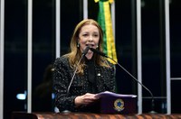 Janaína se solidariza com Maria da Penha e pede que PGR apure discurso de ódio