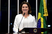Rosana Martinelli toma posse como senadora por Mato Grosso