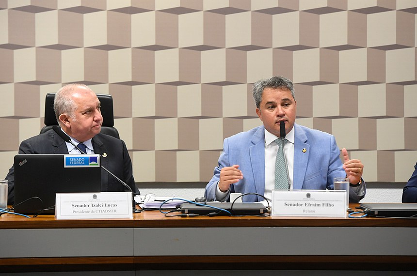 Mesa: 
presidente da CTIADMTR, senador Izalci Lucas (PSDB-DF); 
relator da CTIADMTR, senador Efraim Filho (União-PB) - em pronunciamento.