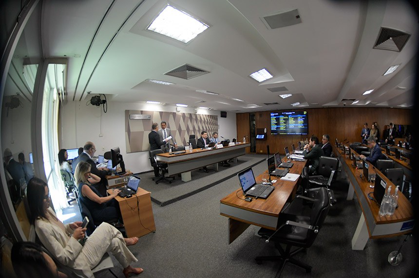 Bancada:
senador Eduardo Girão (Novo-CE); 
senador Plínio Valério (PSDB-AM); 
senador Alessandro Vieira (MDB-SE).