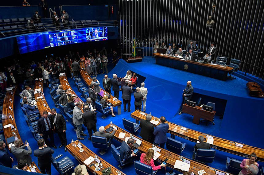 Mesa: 
senador Laércio Oliveira (PP-SE); 
senador Fernando Dueire (MDB-PE);
presidente do Senado Federal, senador Rodrigo Pacheco (PSD-MG); 
secretário-geral da Mesa do Senado Federal, Gustavo A. Sabóia Vieira.