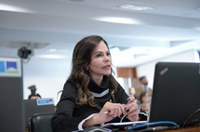 Em pronunciamento, à bancada, relatora do PL 5230/2023, senadora Professora Dorinha Seabra (União-TO).