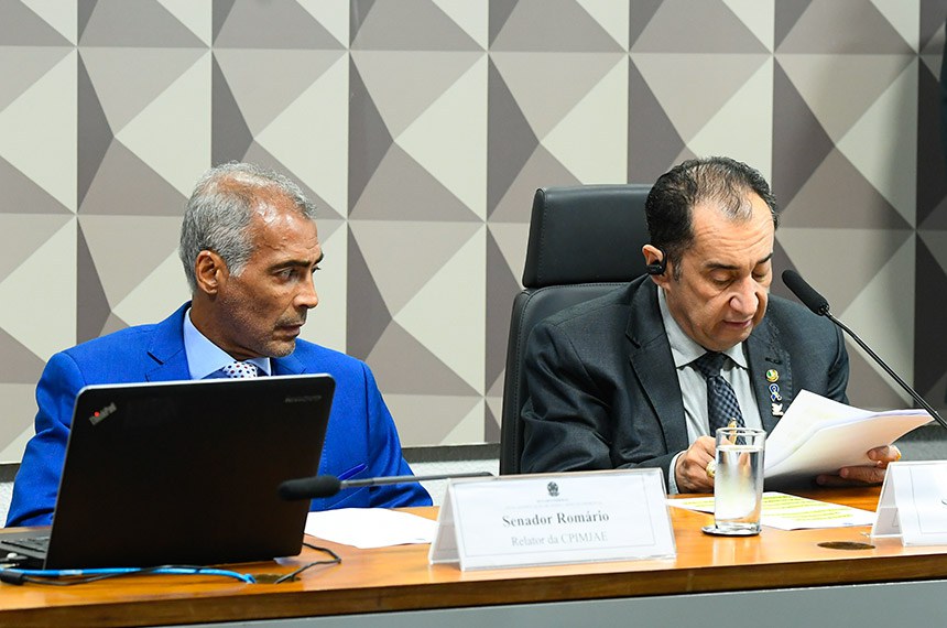 Mesa: 
relator da CPIMJAE, senador Romário (PL-RJ);
presidente da CPIMJAE, senador Jorge Kajuru (PSB-GO) em pronunciamento.