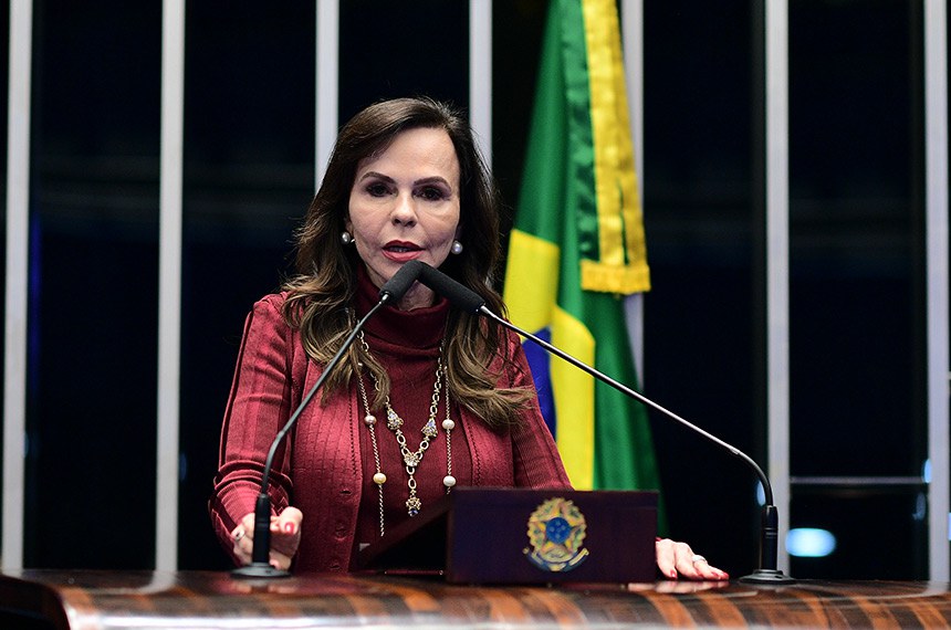 À tribuna, em discurso, senadora Professora Dorinha Seabra (União-TO).