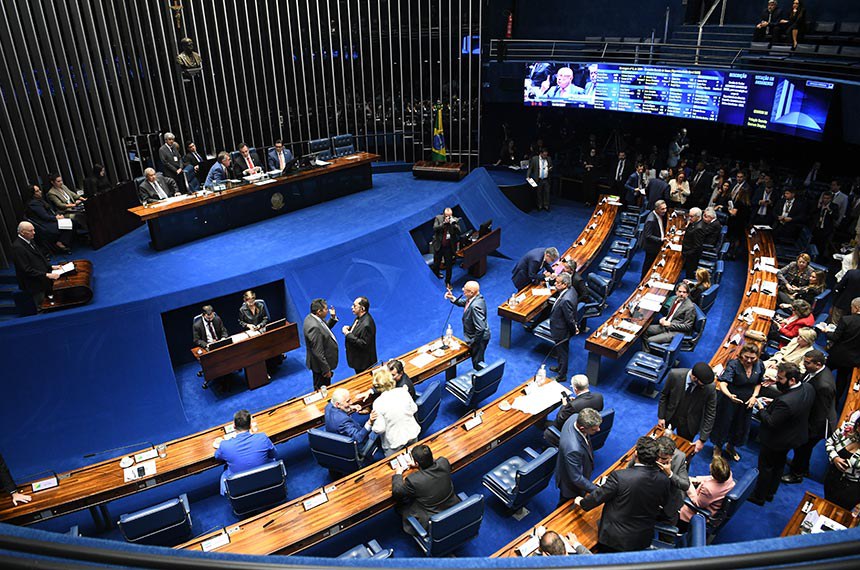 Mesa:  
senador Jayme Campos (União-MT); 
senador Laércio Oliveira (PP-SE); 
presidente do Senado Federal, senador Rodrigo Pacheco (PSD-MG); 
secretário-geral da Mesa do Senado Federal, Gustavo A. Sabóia Vieira.