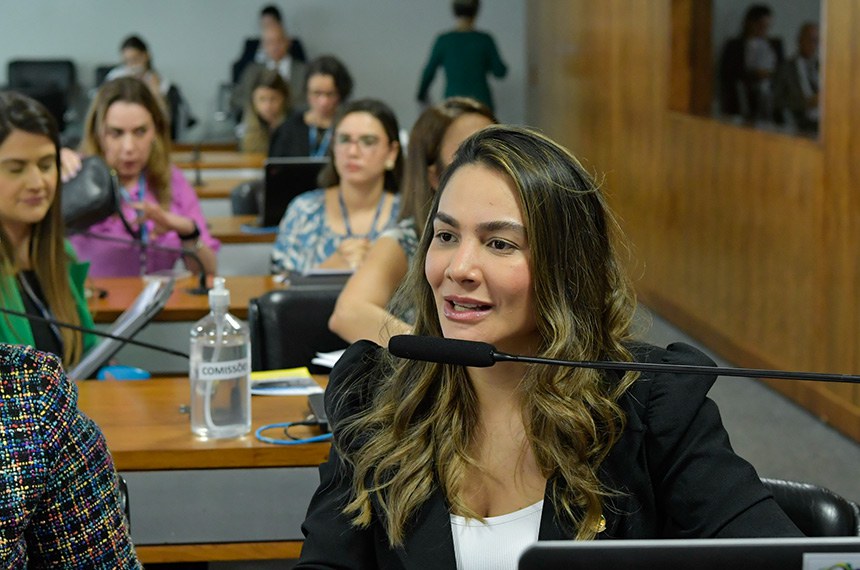 Bancada: 
senadora Ana Paula Lobato (PDT-MA). 