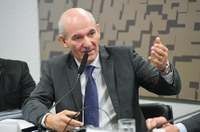 Ministro-chefe do GSI sugere investimento em defesa cibernética