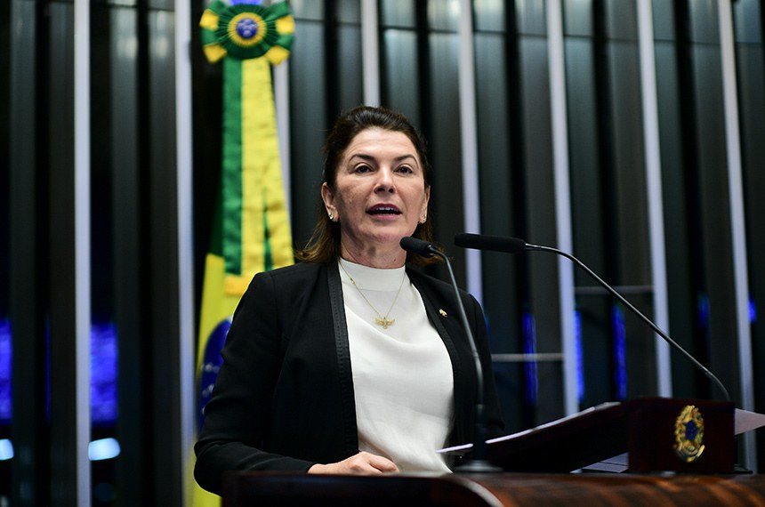 Em discurso, à tribuna, senadora Rosana Martinelli (PL-MT).