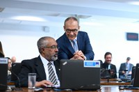 CE aprova premiação para agentes de segurança pública