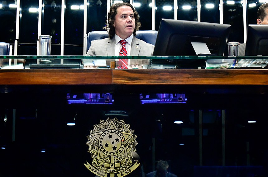 Mesa:  
vice-presidente do Senado Federal, senador Veneziano Vital do Rêgo (MDB-PB), conduz sessão.