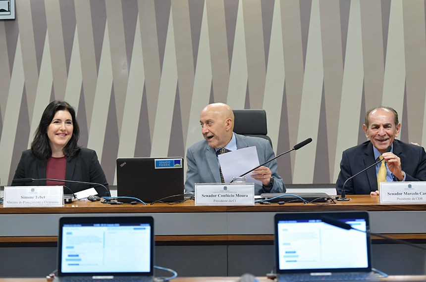 Mesa: 
ministra de Estado do Planejamento e Orçamento, Simone Tebet;
presidente da CI, senador Confúcio Moura (MDB-RO);
presidente da CDR, senador Marcelo Castro (MDB-PI).
secretário de Articulação Institucional (Seai) do Ministério do Planejamento e Orçamento, João Villaverde.