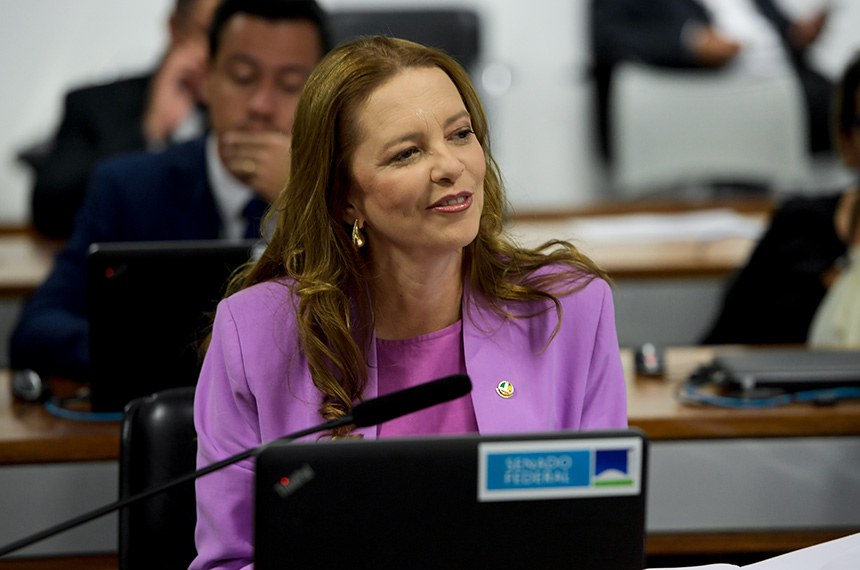 Bancada: 
senadora Janaína Farias (PT-CE).