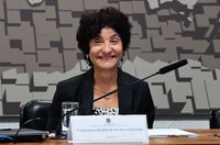 Avança indicação de Rosimar Suzano para embaixada na Estônia