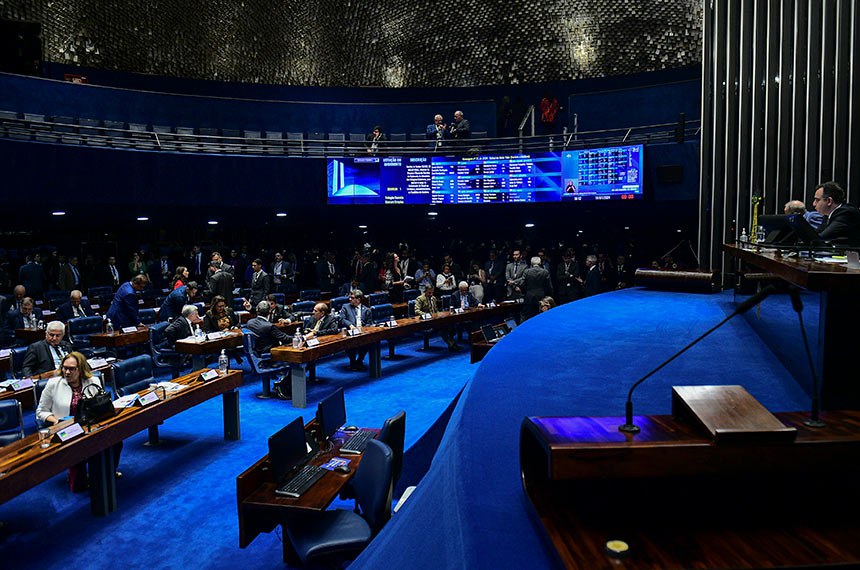 Mesa: 
3º secretário da Mesa do Senado Federal, senador Chico Rodrigues (PSB-RR); 
presidente do Senado Federal, senador Rodrigo Pacheco (PSD-MG).