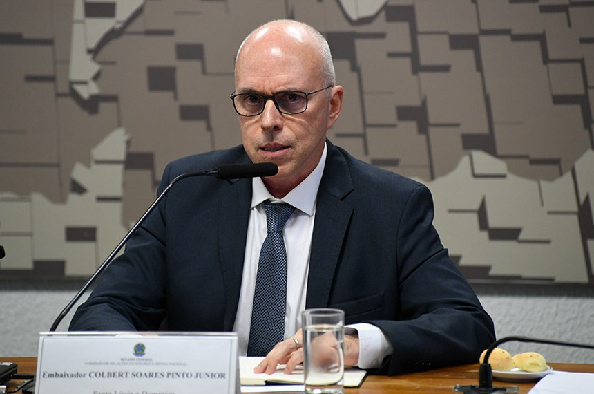 Em pronunciamento, à mesa, indicado para exercer o cargo de embaixador do Brasil em Santa Lúcia e, cumulativamente, na Comunidade da Dominica, Colbert Soares Pinto Junior (MSF 18/2024).