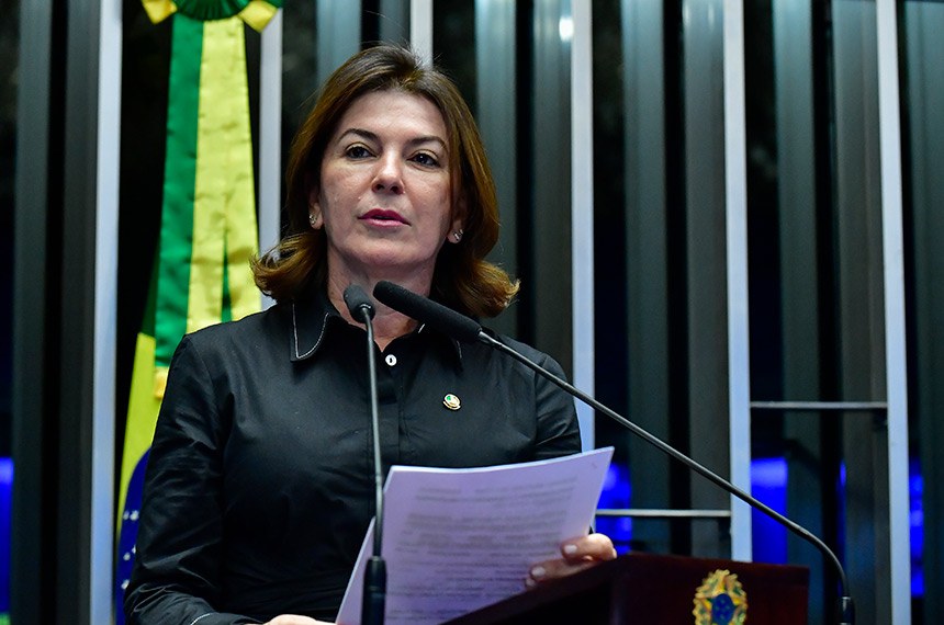 Em discurso, à tribuna, senadora Rosana Martinelli (PL-MT).