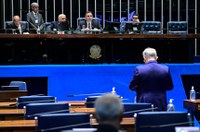 Senado pede prazo até final de agosto para concluir desoneração da folha