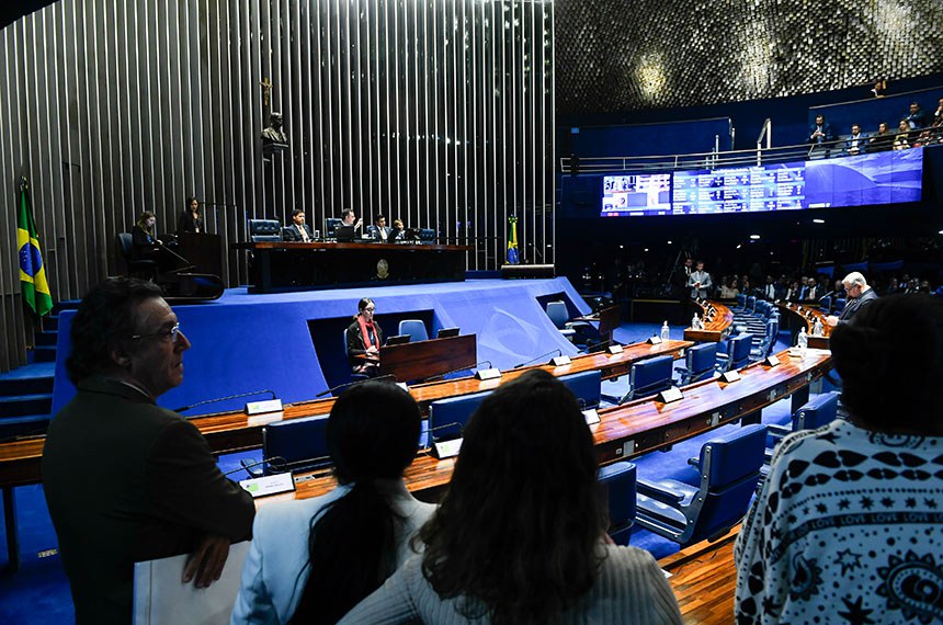 Mesa: 
2º vice-presidente do Senado Federal, senador Rodrigo Cunha (Podemos-AL); 
presidente do Senado Federal, senador Rodrigo Pacheco (PSD-MG); 
secretário-geral da Mesa do Senado Federal, Gustavo A. Sabóia Vieira; 
senadora Tereza Cristina (PP-MS).
