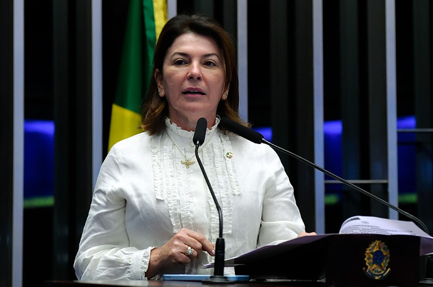 Em pronunciamento, à bancada, senadora Rosana Martinelli (PL-MT).