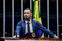 Cleitinho diz que doações ao Rio Grande do Sul estão represadas nos Correios