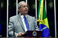 Jayme Campos cobra mais divulgação sobre a Central de Atendimento à Mulher