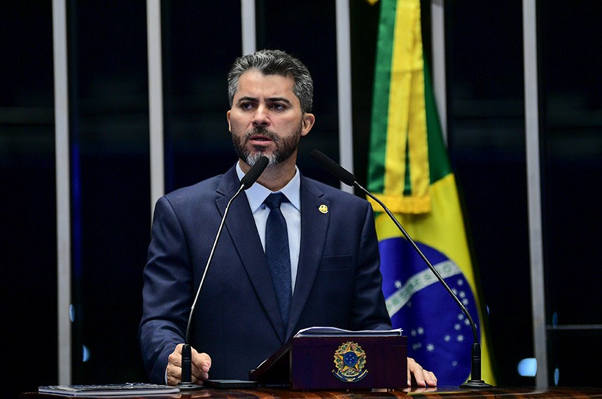 Em discurso, à tribuna, senador Marcos Rogério (PL-RO).