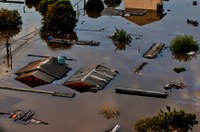 Projeto permite deduzir do IR doações para auxílio a vítimas de desastres