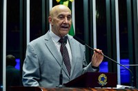 Confúcio Moura parabeniza atletas olímpicos e cobra valorização do esporte