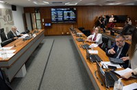 CAS debate reforma tributária com foco no impacto para a saúde