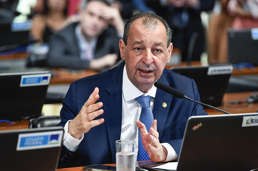 Bancada: 
relator do PL 13/2020, senador Omar Aziz (PSD-AM) - em pronunciamento.