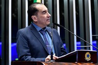 Kajuru diz estar preocupado com educação no país, após resultados do Ideb