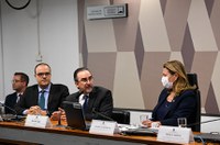 Reforma tributária encarece ultraprocessados e barateia medicamentos