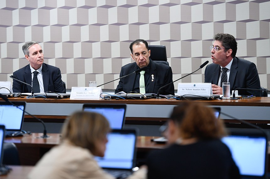 Mesa: 
coordenador-geral de Mudanças do Clima e Desenvolvimento Sustentável do Ministério da Agricultura e Pecuária, Jorge Caetano Junior;
presidente da CMAATIVOS, senador Jorge Kajuru (PSB-GO). 
coordenador de Sustentabilidade da Confederação da Agricultura e Pecuária do Brasil (CNA), Nélson Ananias Filho.