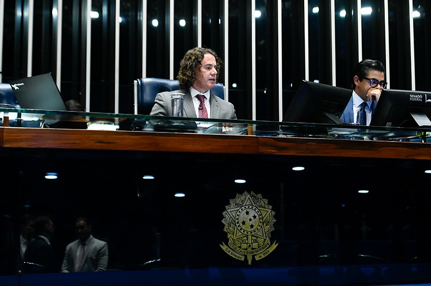 Mesa: 
vice-presidente do Senado Federal, senador Veneziano Vital do Rêgo (MDB-PB); 
secretário-geral da Mesa do Senado Federal, Gustavo A. Sabóia Vieira.