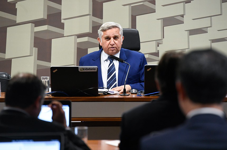 Mesa: 
presidente eventual da CAE, senador Izalci Lucas (PL-DF).