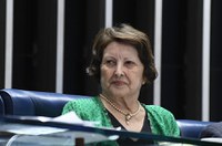 Memória: Maria do Carmo Alves, senadora recordista de mandatos