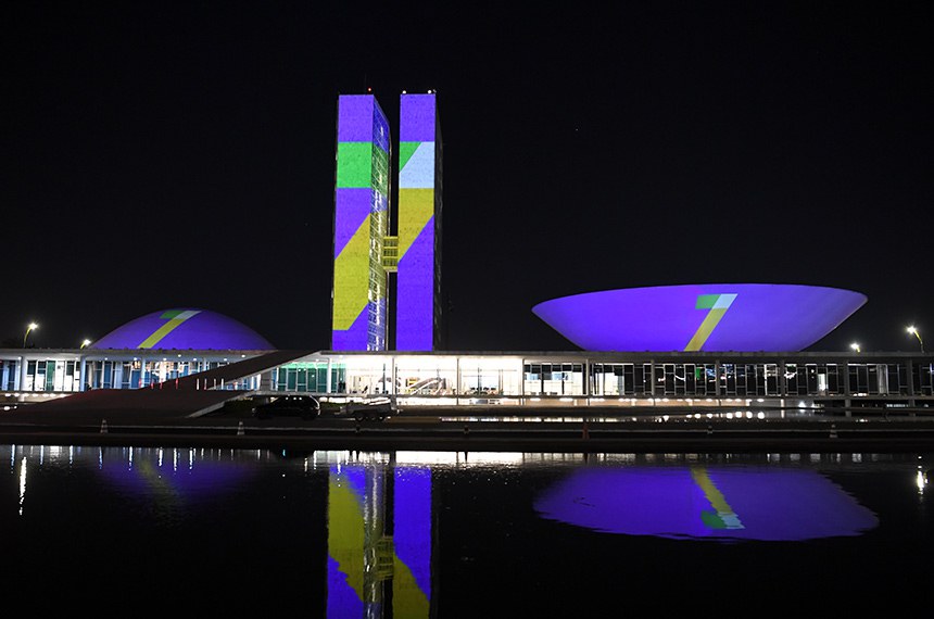 As projeções fazem parte das ações do governo federal pela Semana da Pátria, cuja principal atividade é o desfile cívico-militar de 7 de setembro na Esplanada dos Ministérios.