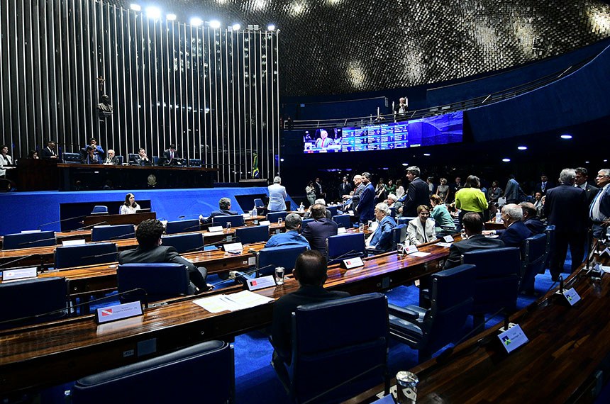 Mesa: 
líder do governo no Senado Federal, senador Jaques Wagner (PT-BA);
presidente do Senado Federal, senador Rodrigo Pacheco (PSD-MG); 
secretário-geral adjunto da Mesa do Senado Federal, Ivan Furlan Falconi.