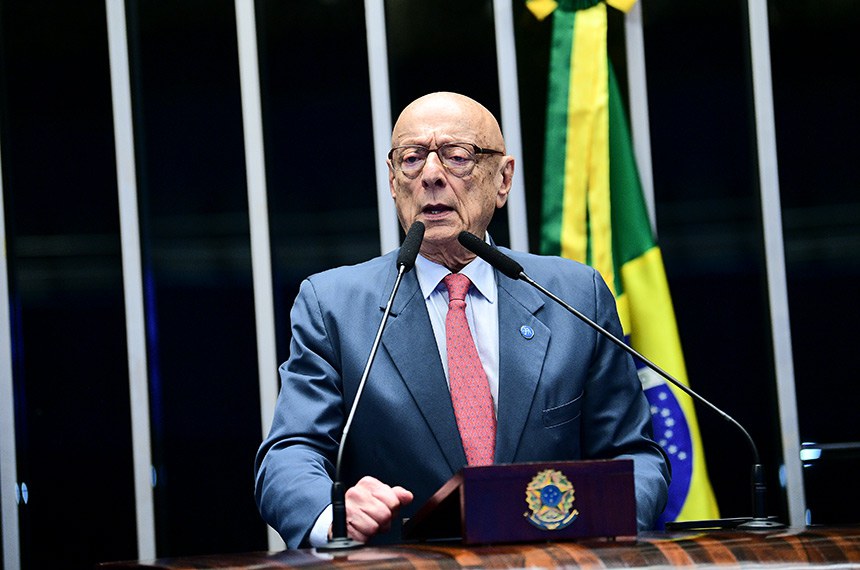 Em discurso, à tribuna, senador Esperidião Amin (PP-SC). 